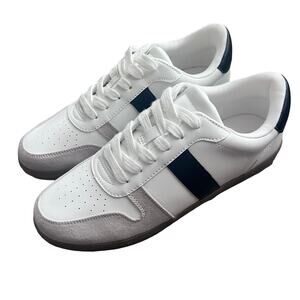 Universal Thread White Navy Accent Low-Top Athletic Sneakers